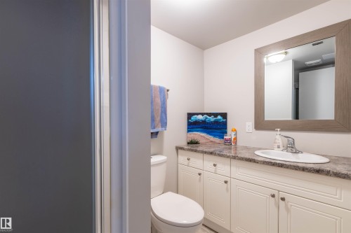 10379 108 Avenue, Westlock, AB - Indoor Photo Showing Bathroom