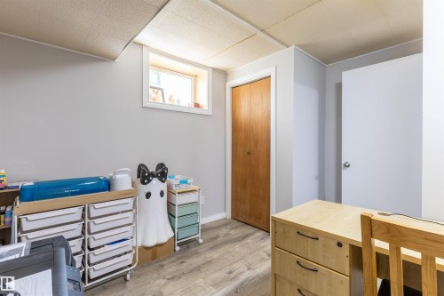 10379 108 Avenue, Westlock, AB - Indoor