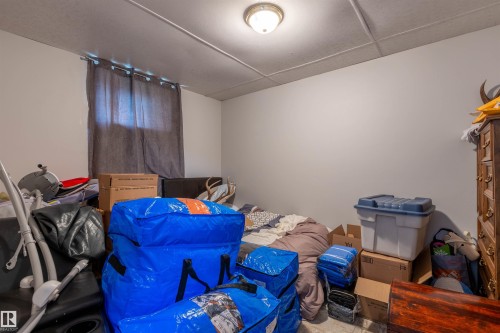 10379 108 Avenue, Westlock, AB - Indoor