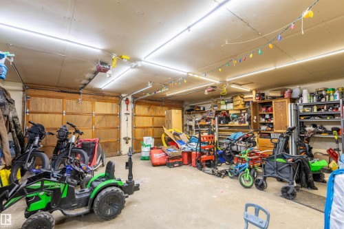 10379 108 Avenue, Westlock, AB - Indoor Photo Showing Garage