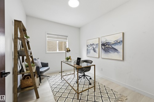 926 Thompson Place, Edmonton, AB - Indoor