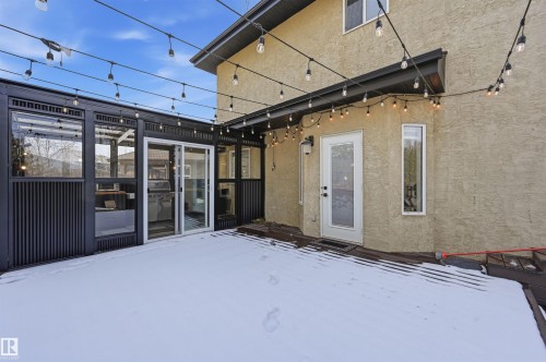 926 Thompson Place, Edmonton, AB - Outdoor With Exterior