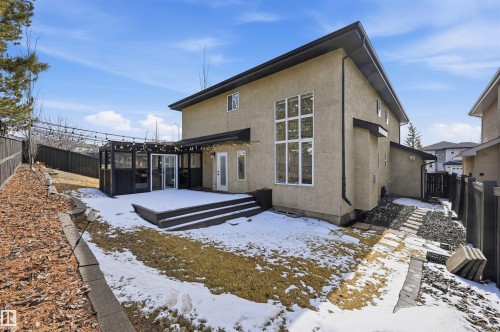 926 Thompson Place, Edmonton, AB - Outdoor With Exterior