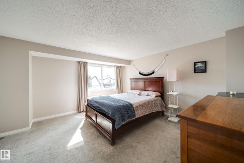 21 18010 98 Avenue, Edmonton, AB - Indoor Photo Showing Bedroom