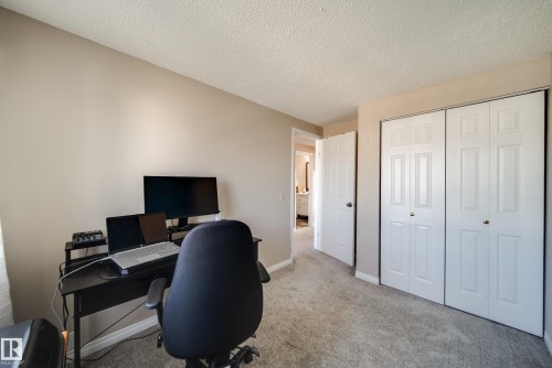 21 18010 98 Avenue, Edmonton, AB - Indoor Photo Showing Office