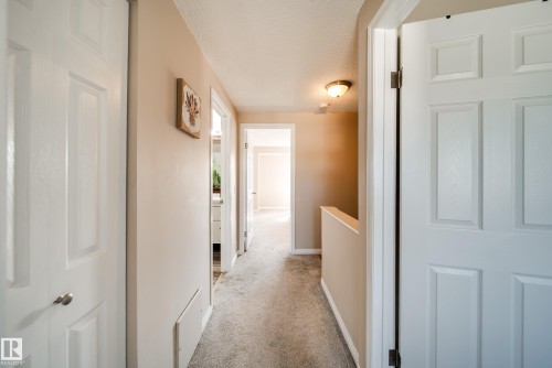 21 18010 98 Avenue, Edmonton, AB - Indoor Photo Showing Other Room
