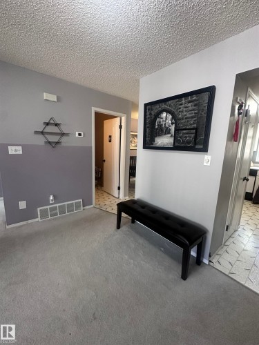 1636 Jamha Road, Edmonton, AB - Indoor Photo Showing Other Room