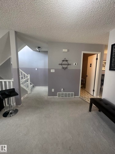 1636 Jamha Road, Edmonton, AB - Indoor