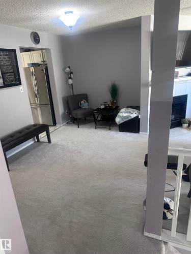 1636 Jamha Road, Edmonton, AB - Indoor