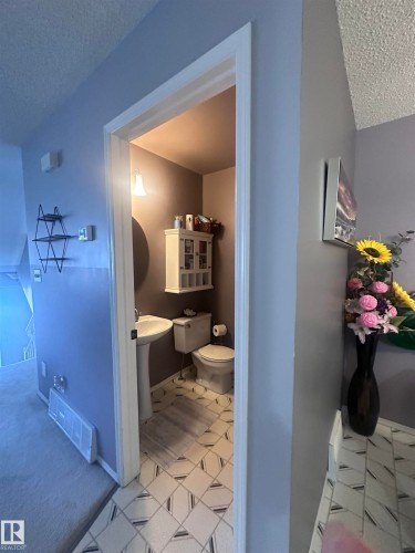1636 Jamha Road, Edmonton, AB - Indoor Photo Showing Other Room
