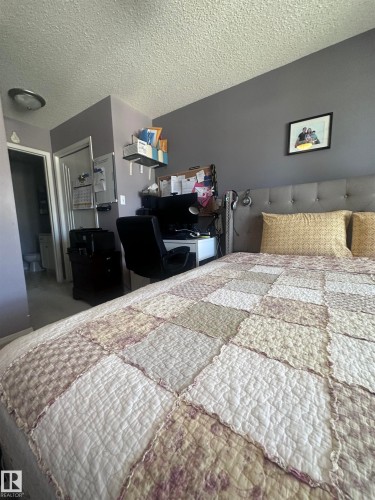 1636 Jamha Road, Edmonton, AB - Indoor Photo Showing Bedroom