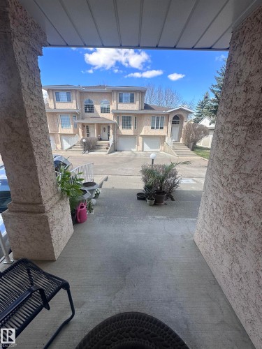 1636 Jamha Road, Edmonton, AB - Outdoor