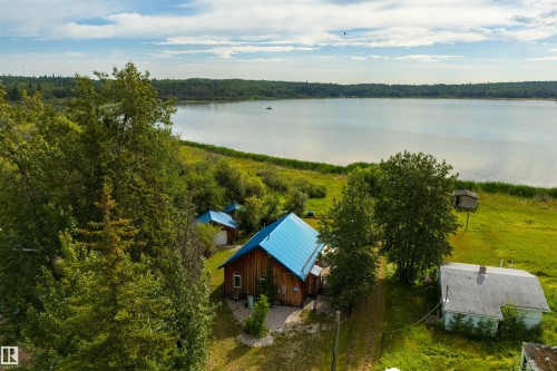 113 BAYVIEW Drive  Rural Parkland County, AB T0E 2K0