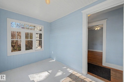 11634 123 Street, Edmonton, AB - Indoor