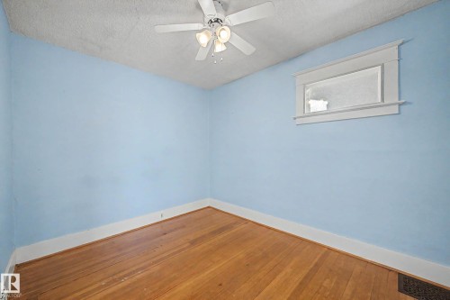 11634 123 Street, Edmonton, AB - Indoor Photo Showing Other Room