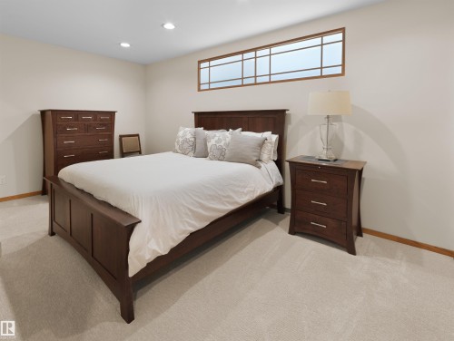 10725 University Avenue, Edmonton, AB - Indoor Photo Showing Bedroom