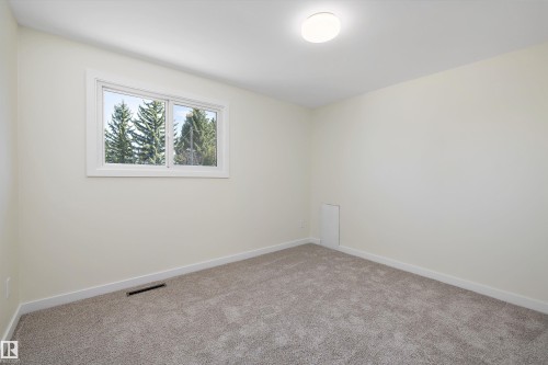 4207 113 Street, Edmonton, AB - Indoor Photo Showing Other Room