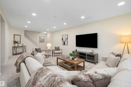 4207 113 Street, Edmonton, AB - Indoor Photo Showing Living Room