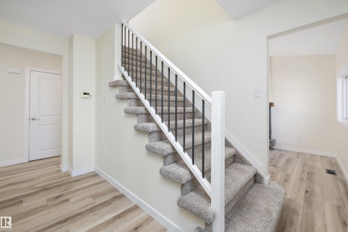 4207 113 Street, Edmonton, AB - Indoor Photo Showing Other Room