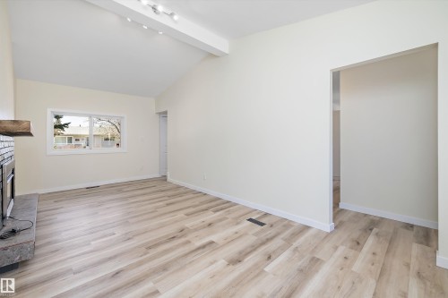 4207 113 Street, Edmonton, AB - Indoor Photo Showing Other Room