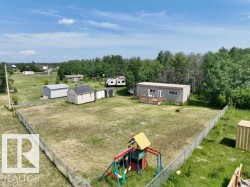 277 57201 RR 102 Rural St. Paul County, AB T0A 3A0