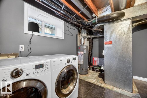 11645 125 Street, Edmonton, AB - Indoor Photo Showing Laundry Room