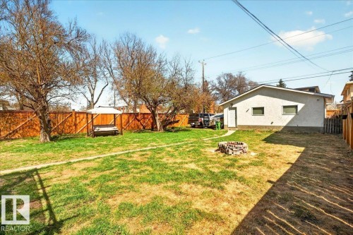 11645 125 Street, Edmonton, AB - Outdoor