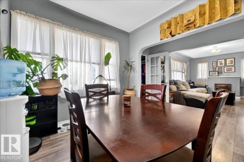 11645 125 Street, Edmonton, AB - Indoor Photo Showing Dining Room