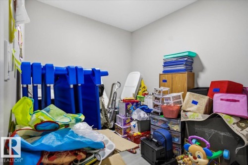 Image quality insufficient for description - 7056 182 Avenue, Edmonton, AB - Indoor Photo Showing Other Room