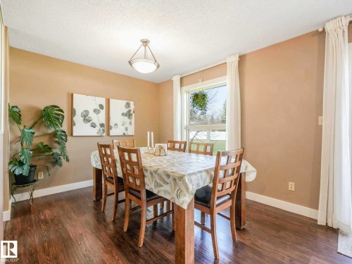 1809 Mill Woods Road E, Edmonton, AB - Indoor Photo Showing Dining Room