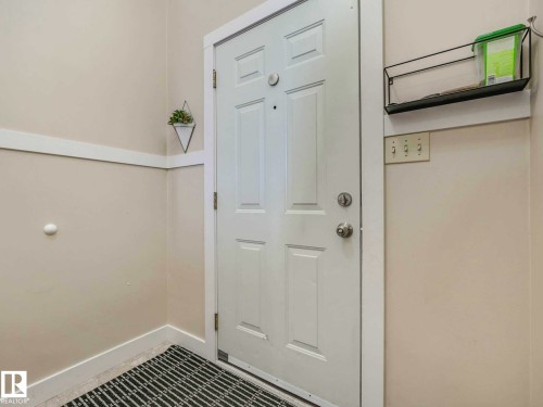 1809 Mill Woods Road E, Edmonton, AB - Indoor Photo Showing Other Room