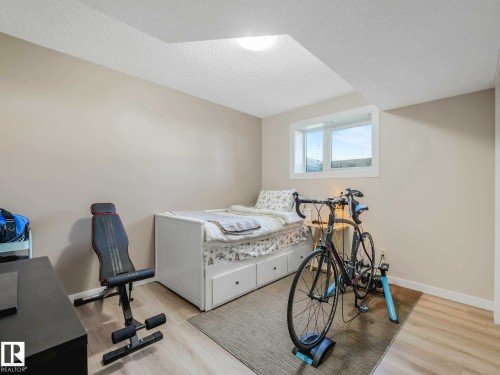 1809 Mill Woods Road E, Edmonton, AB - Indoor Photo Showing Bedroom