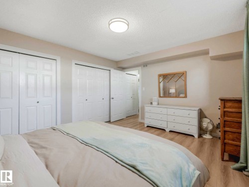 1809 Mill Woods Road E, Edmonton, AB - Indoor Photo Showing Bedroom