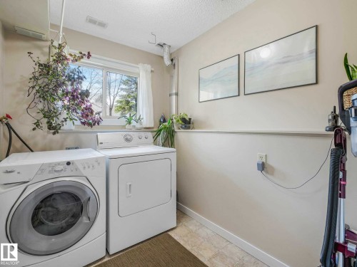 1809 Mill Woods Road E, Edmonton, AB - Indoor Photo Showing Laundry Room