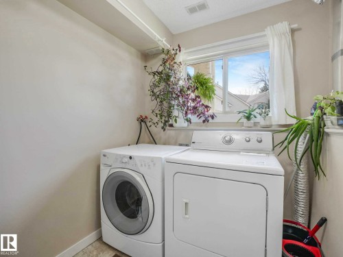 1809 Mill Woods Road E, Edmonton, AB - Indoor Photo Showing Laundry Room
