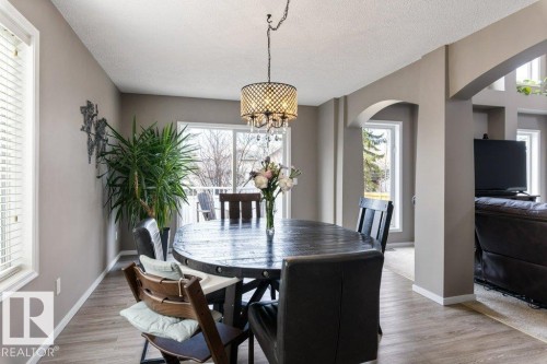 39 Haviland Crescent, St. Albert, AB - Indoor Photo Showing Dining Room