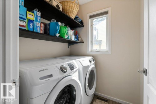 39 Haviland Crescent, St. Albert, AB - Indoor Photo Showing Laundry Room