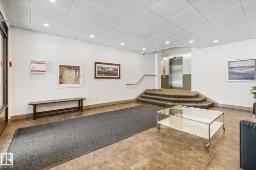 506 9929 113 Street, Edmonton, AB - Indoor Photo Showing Other Room