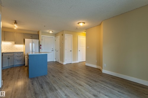 227 10535 122 Street, Edmonton, AB - Indoor Photo Showing Kitchen