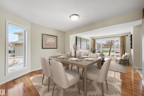 223 Ormsby Road E, Edmonton, AB - Indoor Photo Showing Dining Room