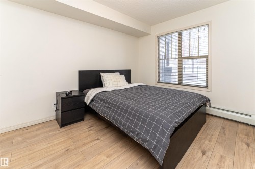 108 103 Ambleside Drive, Edmonton, AB - Indoor Photo Showing Bedroom