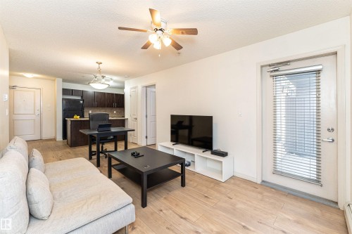 108 103 Ambleside Drive, Edmonton, AB - Indoor Photo Showing Living Room