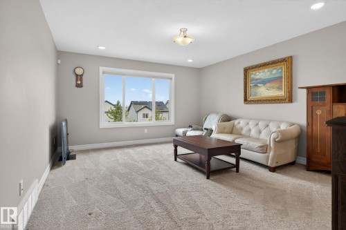5928 19 Avenue, Edmonton, AB 