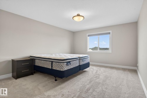 5928 19 Avenue, Edmonton, AB 