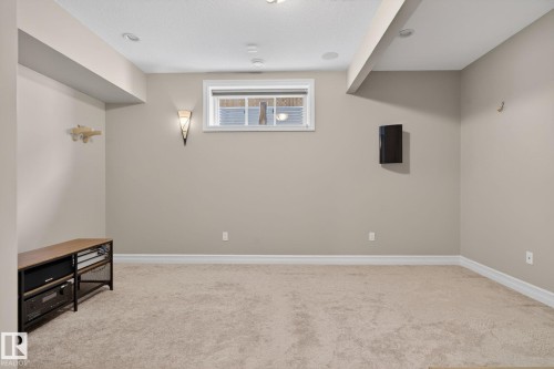5928 19 Avenue, Edmonton, AB 