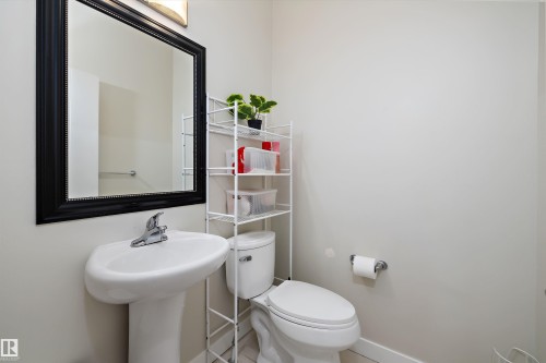 504 Sturtz Link, Leduc, AB - Indoor Photo Showing Bathroom