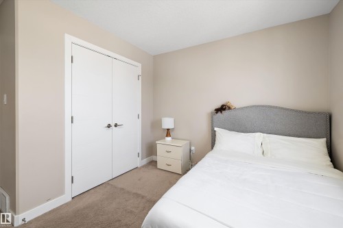 504 Sturtz Link, Leduc, AB - Indoor Photo Showing Bedroom