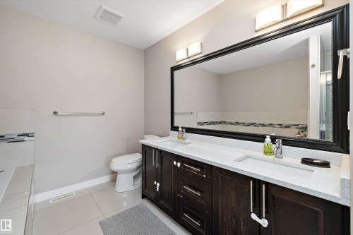 504 Sturtz Link, Leduc, AB - Indoor Photo Showing Bathroom