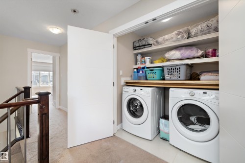 504 Sturtz Link, Leduc, AB - Indoor Photo Showing Laundry Room