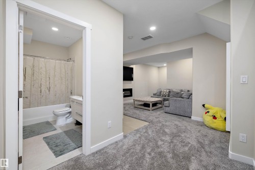 504 Sturtz Link, Leduc, AB - Indoor